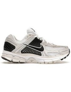 Nike Zoom Vomero 5 WHITE...
