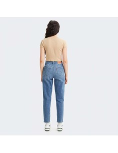 HIGH WAISTED MOM JEAN MED...