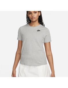 Nike Sportswear Club...