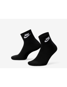 Nike Everyday Essential...