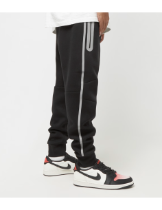 M NK TECH FLC JGGR PANT... 2