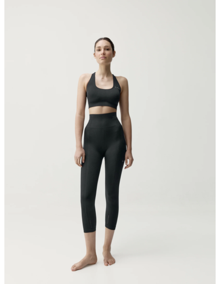 Apamala Black BORN LIVING YOGA