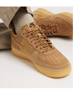 Nike Air Force 1 07 WB... 2