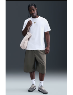 Nike Sportswear Premium... 2