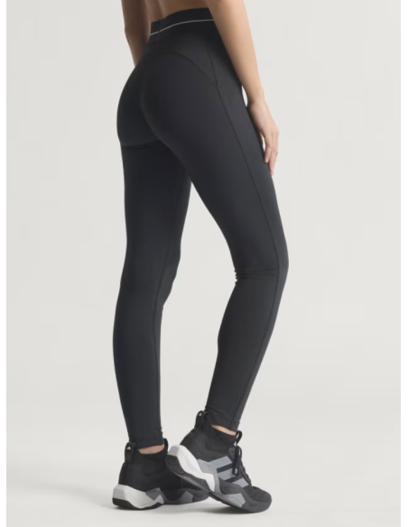 Q1 HYG 1/1 L Black ADIDAS