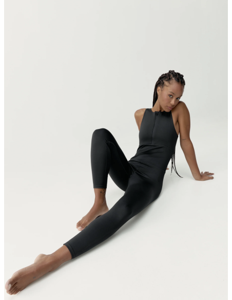Corpo Black BORN LIVING YOGA