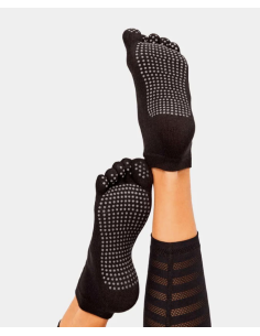 Born Socks Black BORN...